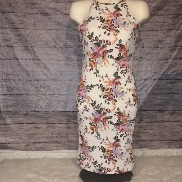 Iris Floral Print Pencil Dress - Picture 1 of 8